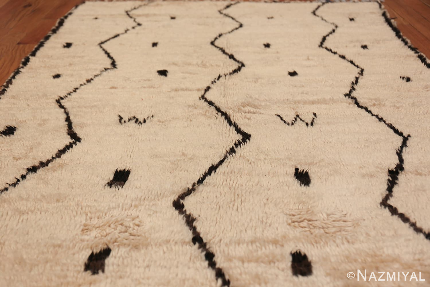 Small Size Vintage Moroccan Rug 49889 Field Design Nazmiyal