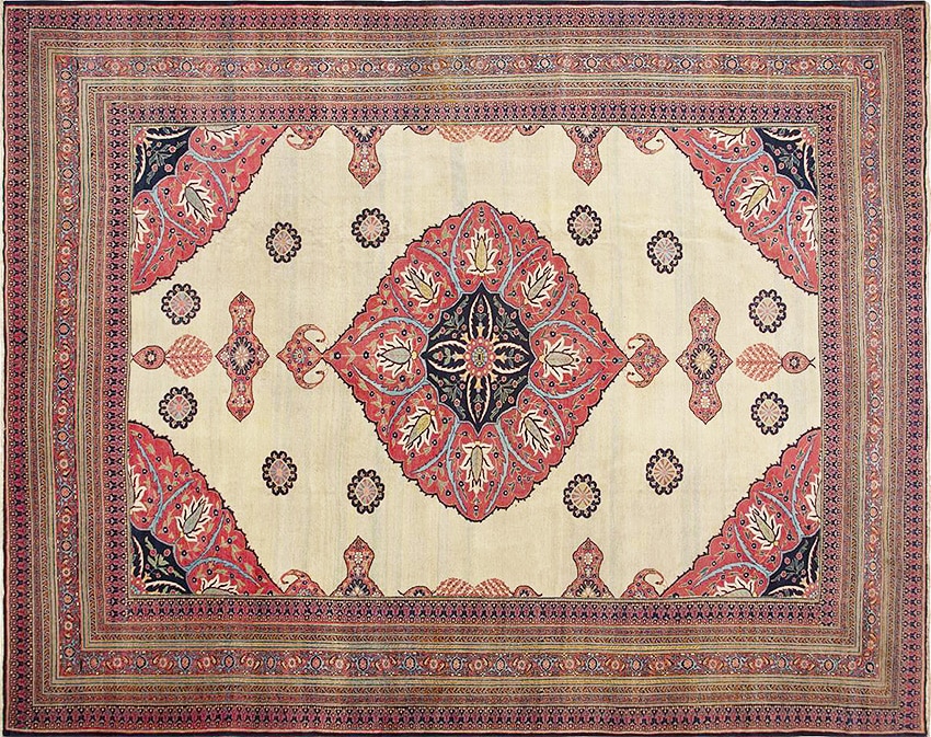 Antique Persian Doroksh Rug Antique Persian Doroksh Rugs - Nazmiyal Rugs NYC