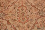 A detailed picture of Antique Ivory Persian Sultanabad rug #50576 from Nazmiyal Antique Rugs in NYC