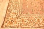 Corner Antique Irish rug 909 by Nazmiyal