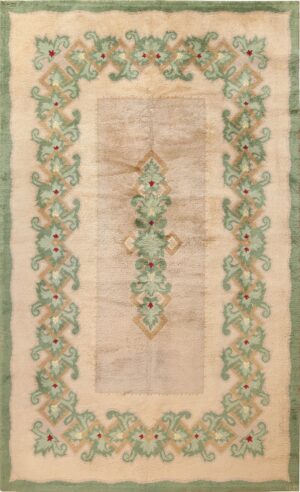 Full view Antique Green French Art Deco rug 70152 designed by Leleu from the Nazmiyal collection in NYC.