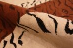Pile Vintage Indian tiger rug 70097 by Nazmiyal