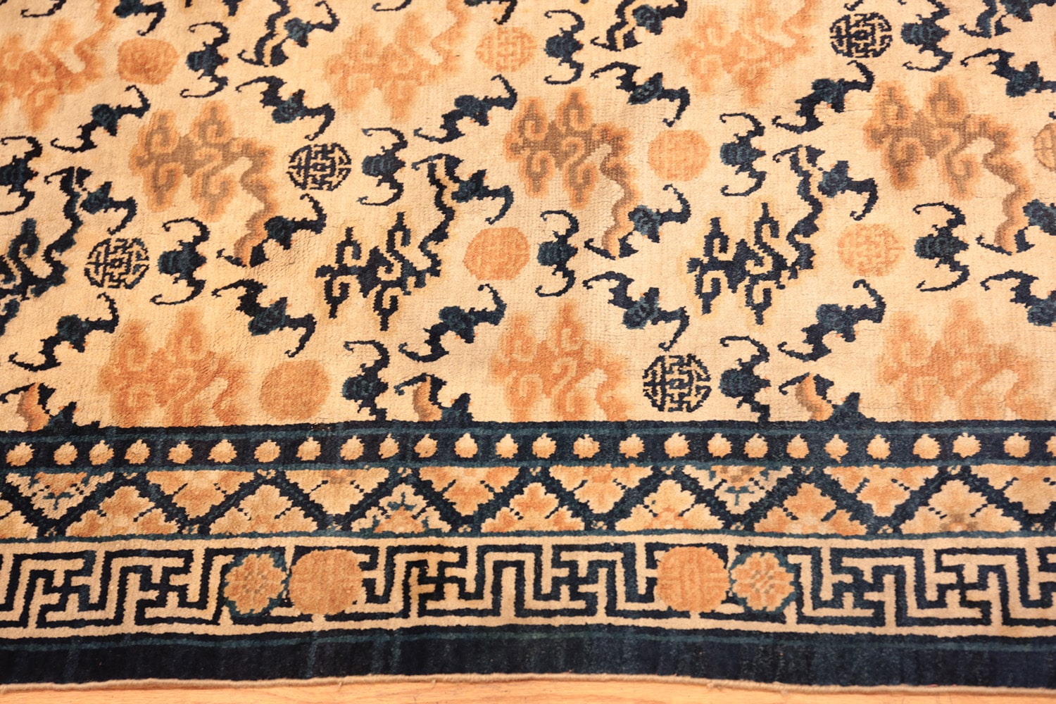 Beautiful Antique Chinese Ningxia Rug 70213 Nazmiyal Antique Rugs