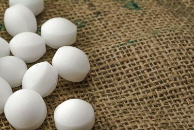Mothballs Mothballs | Nazmiyal