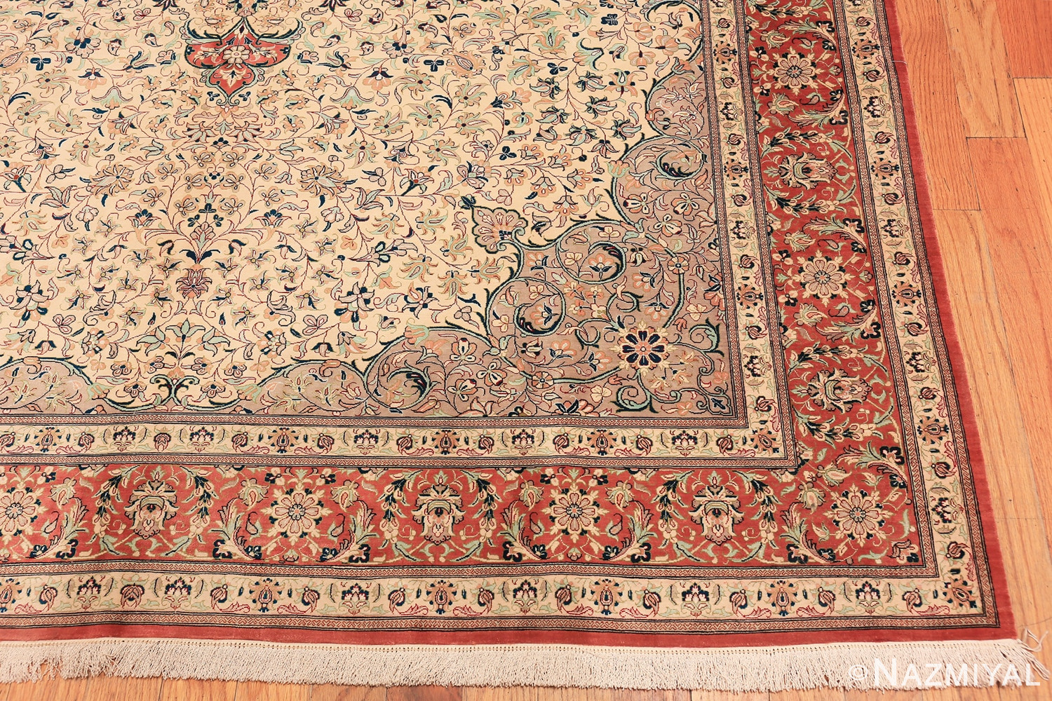 Corner vintage Persian Silk Qum rug 49700 by Nazmiyal