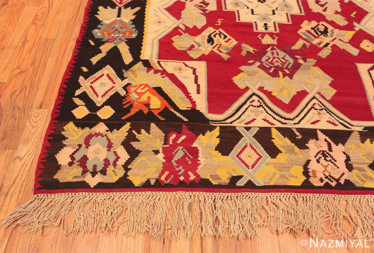 Corner Vintage Turkish Kilim rug 50541 by Nazmiyal