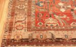 Antique Persian Serapi Rug Corner 70242 by Nazmiyal Antique Rugs in NYC