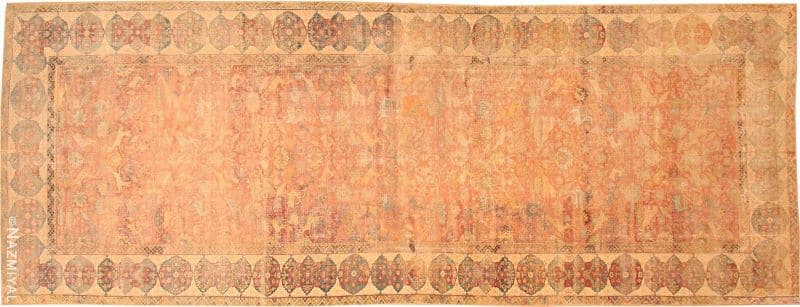 Isfahan Persian Rug Antique Gallery Size 17th Century Isfahan Persian Rug Nazmiyal