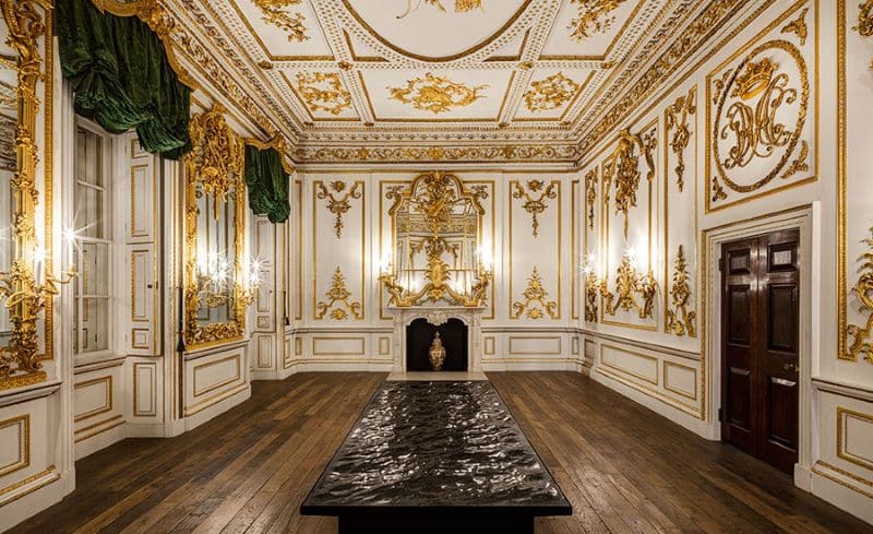 Victoria and Albert Museum Nazmiyal