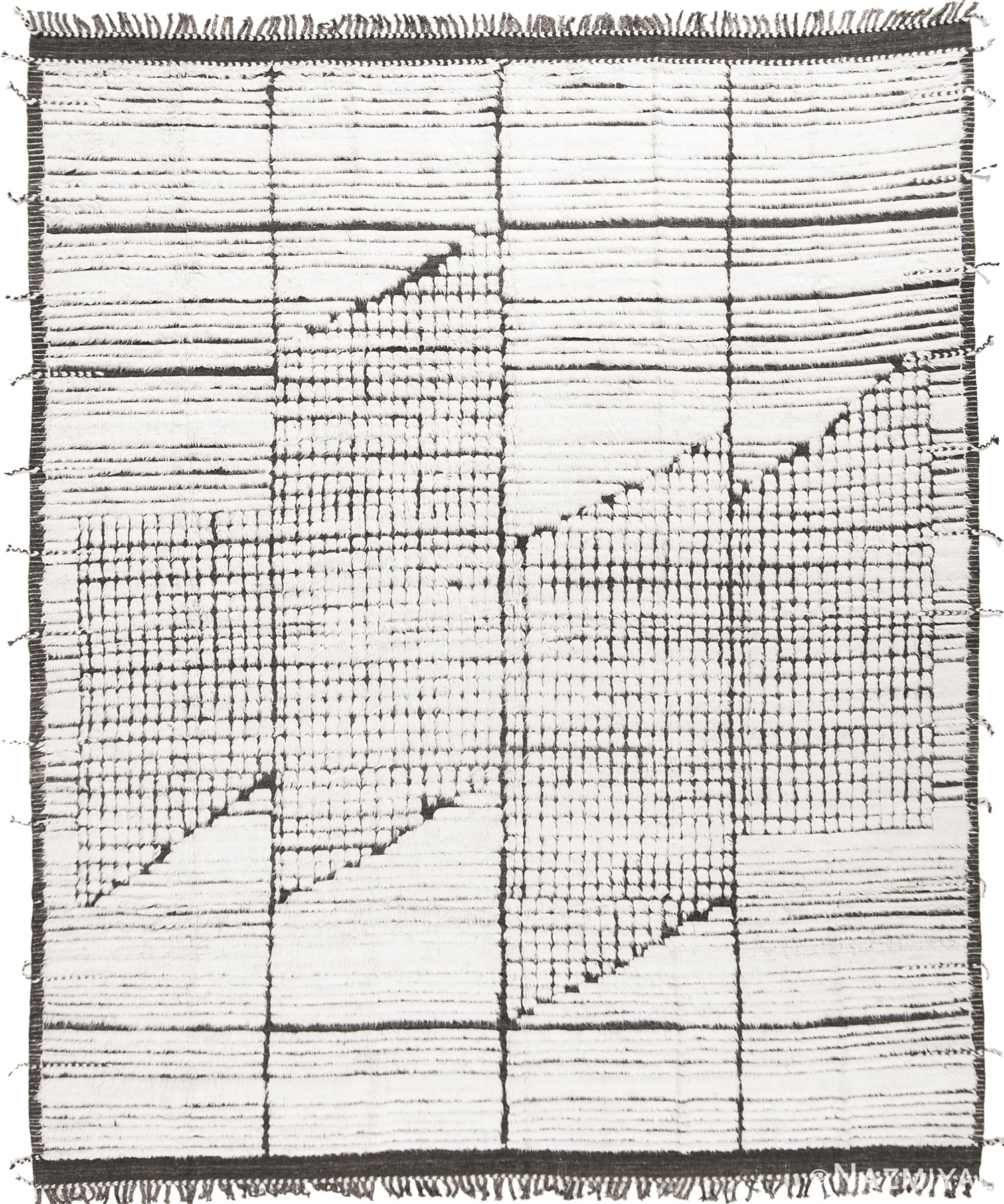 Geometric White and Black Modern Boho Chic Textured Rug 142794218 by Nazmiyal Antique Rugs