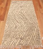 Whole View Of Vintage Moroccan Rug 70545 by Nazmiyal NYC