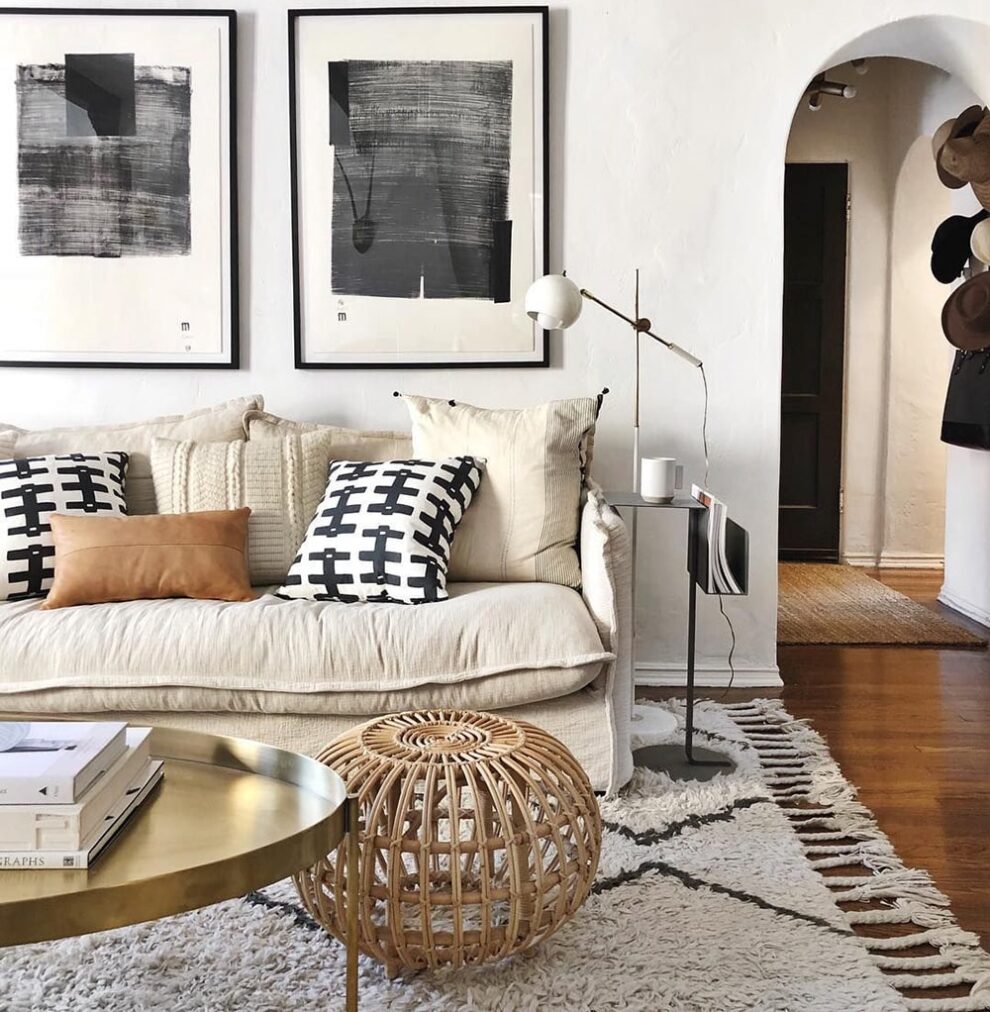 17+ Moroccan Living Room Ideas to Get the Look - Houszed