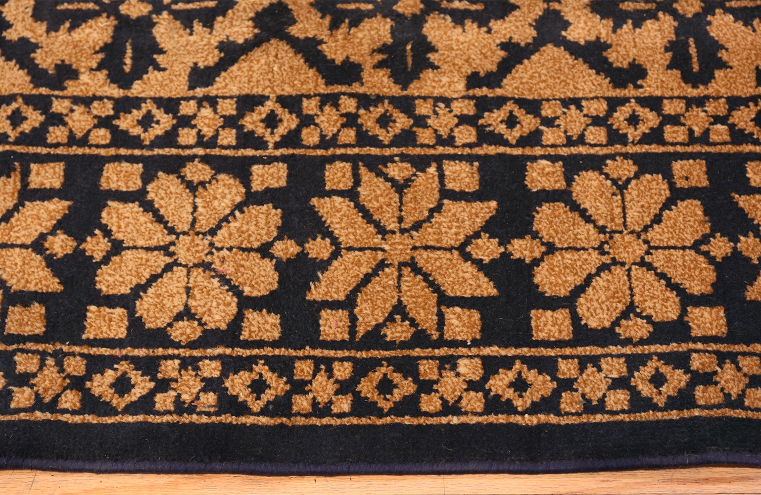 Indya Rug Amazing Geometric Modern Indian Rug 70667 by Nazmiyal