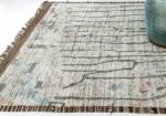 Border Of Decorative Modern Distressed Rug 60715 by Nazmiyal Antique Rugs