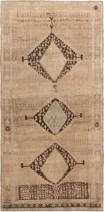 Gallery Size Antique Persian Bidjar Rug 60530 by Nazmiyal Antique Rugs