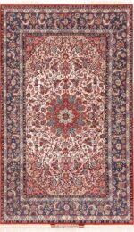 Superb Vintage Persian Isfahan Rug 71204 by Nazmiyal Antique Rugs