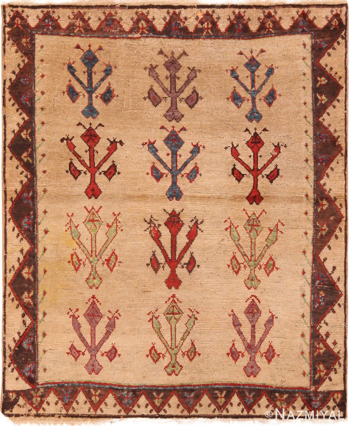 Splendid Antique Turkish Karapinar Rug 71252 by Nazmiyal Antique Rugs