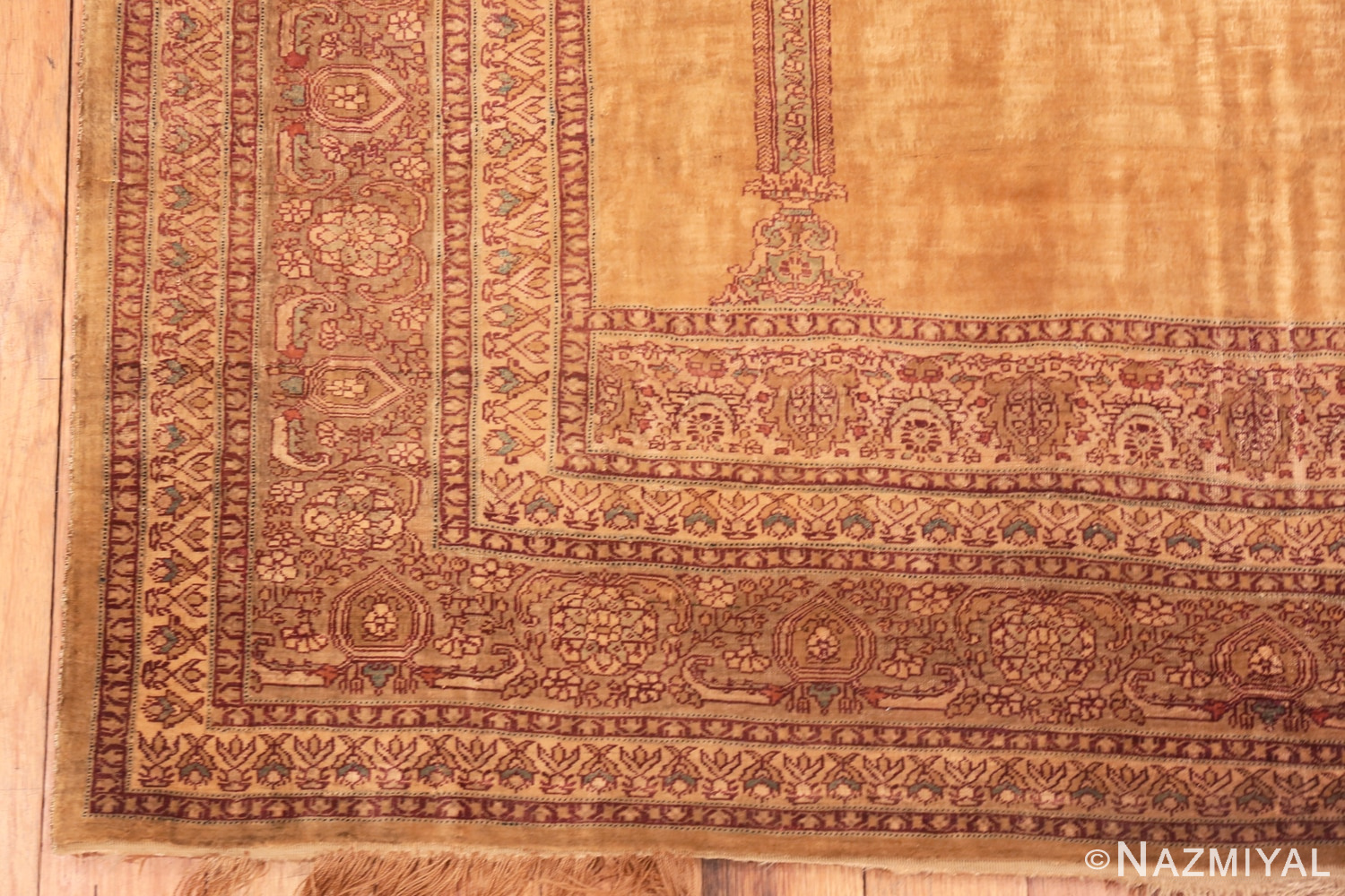 Corner Of Silk Vintage Turkish Hereke Prayer Rug 70958 by Nazmiyal Antique Rugs