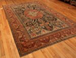 Side Of Antique Persian Sarouk Farahan Area Rug 71378 by Nazmiyal Antique Rugs