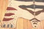 Corner Of Modern Tiger Rug 60994 by Nazmiyal Antique Rugs