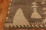 Corner Of Primitive Design Modern Moroccan Rug 60999 by Nazmiyal Antique Rugs