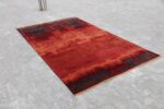 Side Of Abstract Modern Transitional Rug 61024 by Nazmiyal Antique Rugs