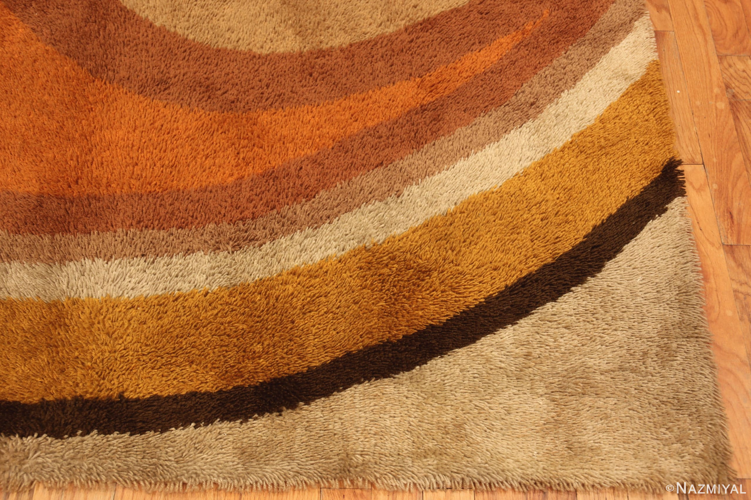 Corner Of Vintage Scandinavian Rya Rug 71993 by Nazmiyal Antique Rugs