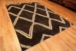 Side Of Diamond Design Black And White Modern Rug 11394 by Nazmiyal Antique Rugs
