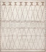 Geometric Ivory Modern Contemporary Decorative Area Rug 11879 by Nazmiyal Antique Rugs