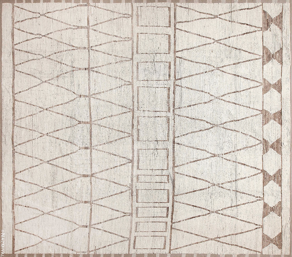 Decorative Modern Area Rug #11879 Decorative Modern Area Rug #11879 by Nazmiyal Antique Rugs