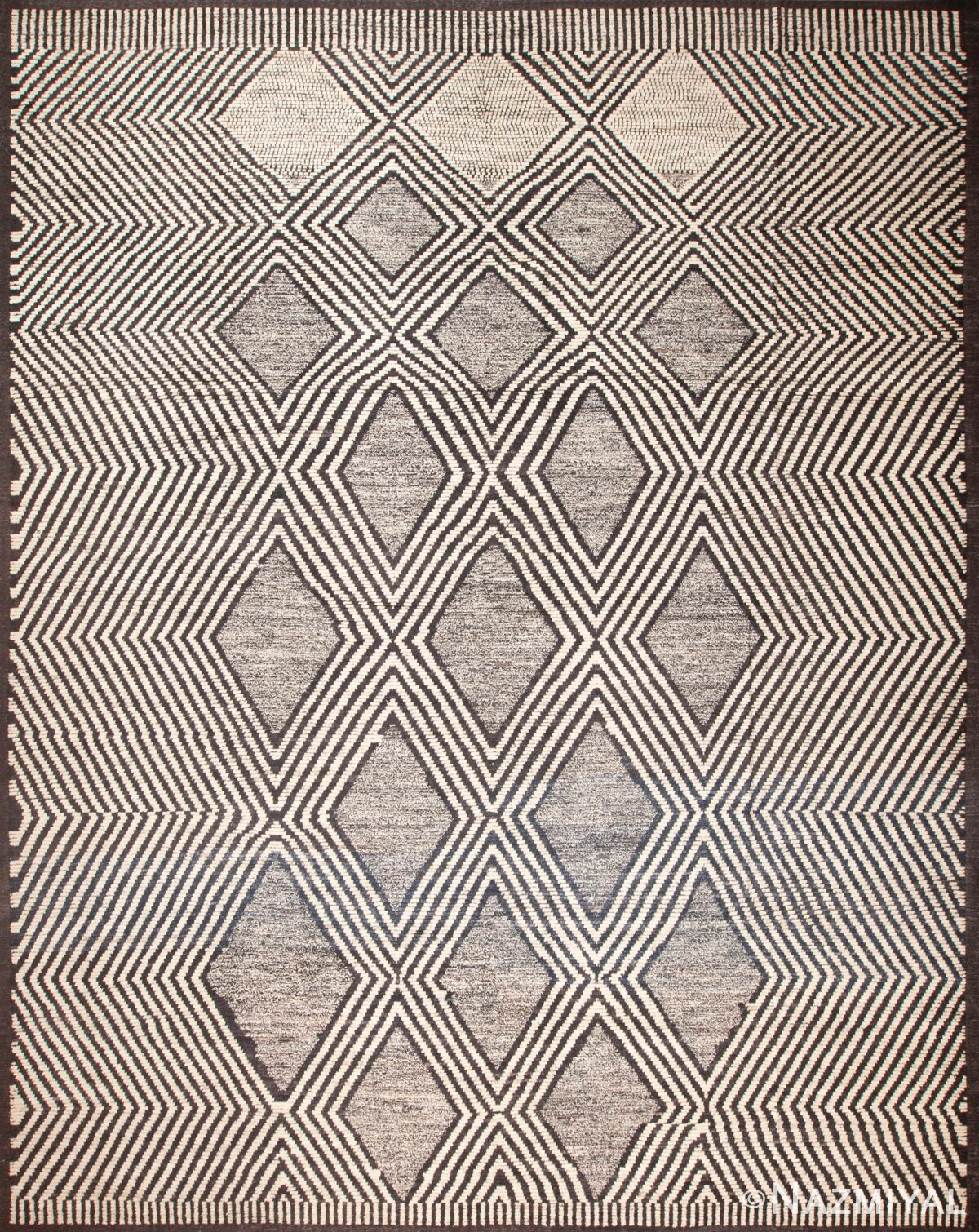 Large Size Black Grey Color Chevron Diamond Design Modern Area Rug 11798 by Nazmiyal Antique Rugs