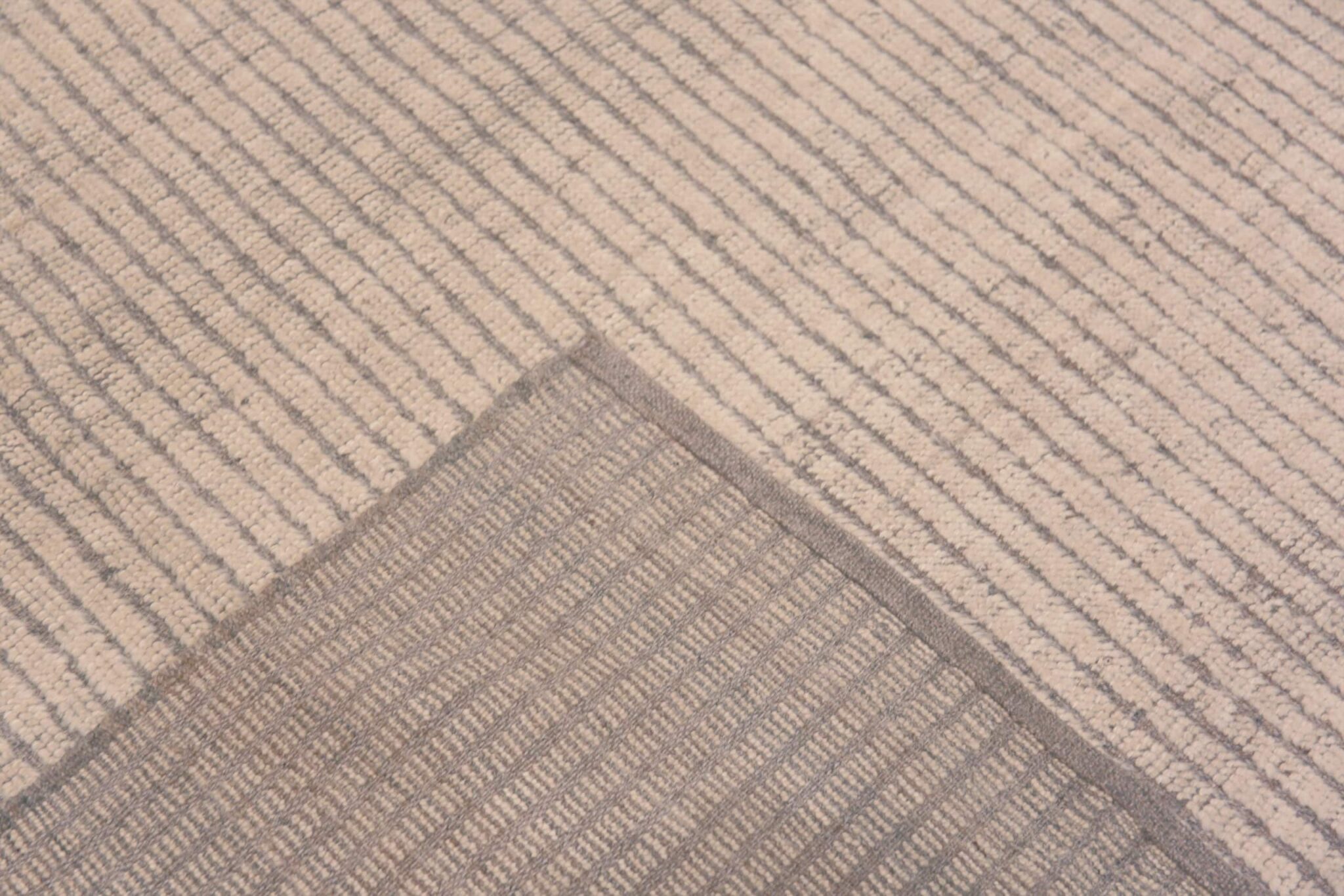 Neutral Tones Abstract Minimalist Modern Area Rug 11324