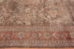 Border of Antique Persian Sultanabad Area Rug 72812 by Nazmiyal Antique Rugs