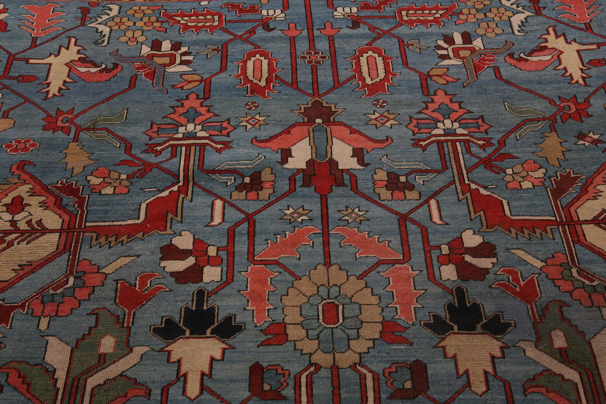 Beautiful Blue Antique Persian Serapi Heriz Rug 73080 Nazmiyal