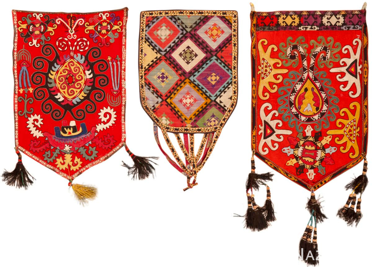 Antique Lakhai Uzbek Suwari Set 73380 by Nazmiyal Antique Rugs