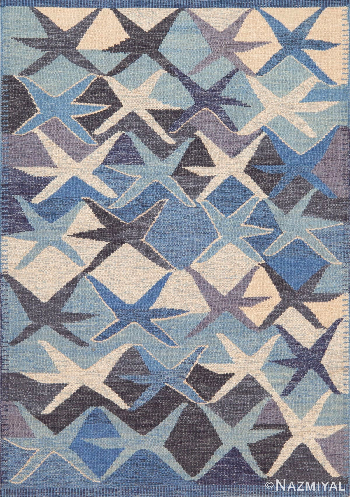Trendy Modern Starfish Design Swedish Style Kilim Rug 73487 by Nazmiyal Antique Collection