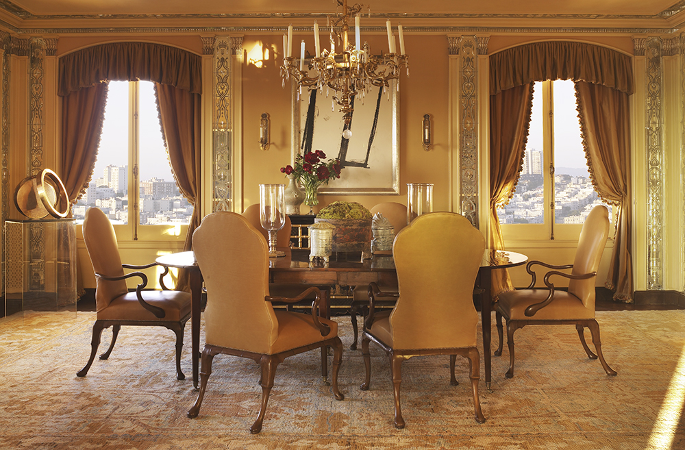 Antique-Rug-in-Dining-Room-Design-Tucker-Marks-Photo-Pieter-Estersohn