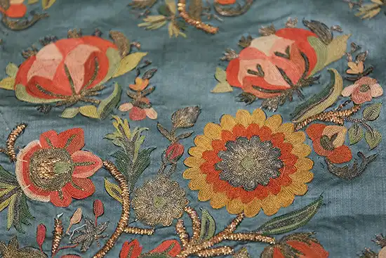Fine and Rare Textiles Auction by Nazmiyal