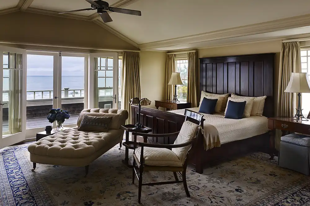 Decorative Rug in Interior Design by Glenn Gissler | Nazmiyal