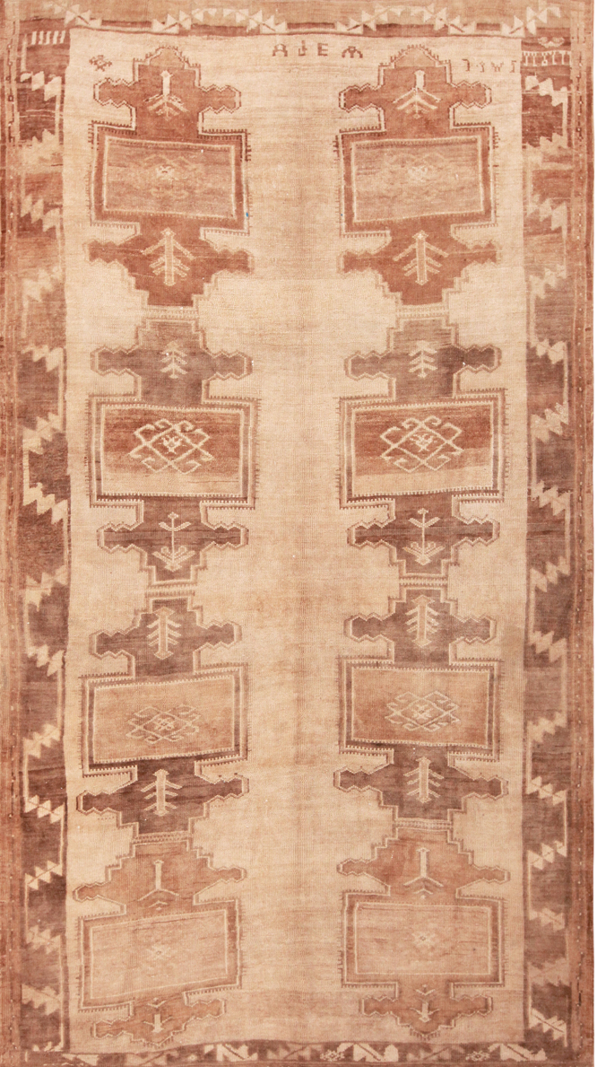 Vintage Turkish Kars Rug #72294 by Nazmiyal Antique Rugs
