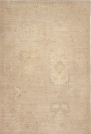 Modern Central Asia Oushak Rug 61297 by Nazmiyal Rugs