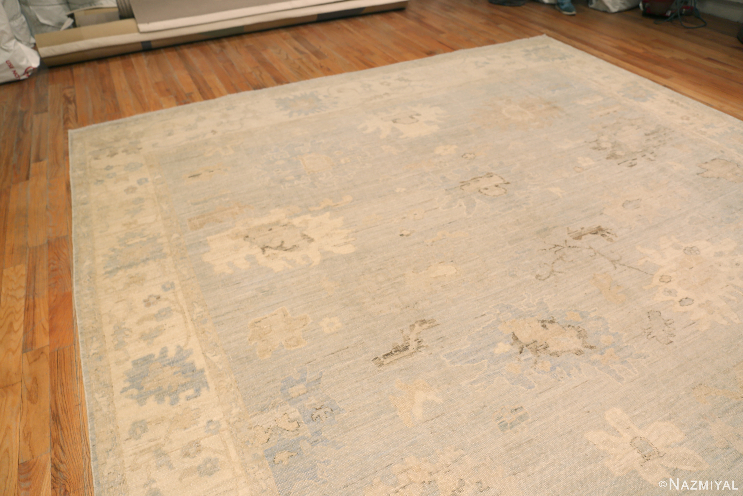 Floor View of Ivory Tone Modern Central Asian Oushak Rug 61279 by Nazmiyal Collection