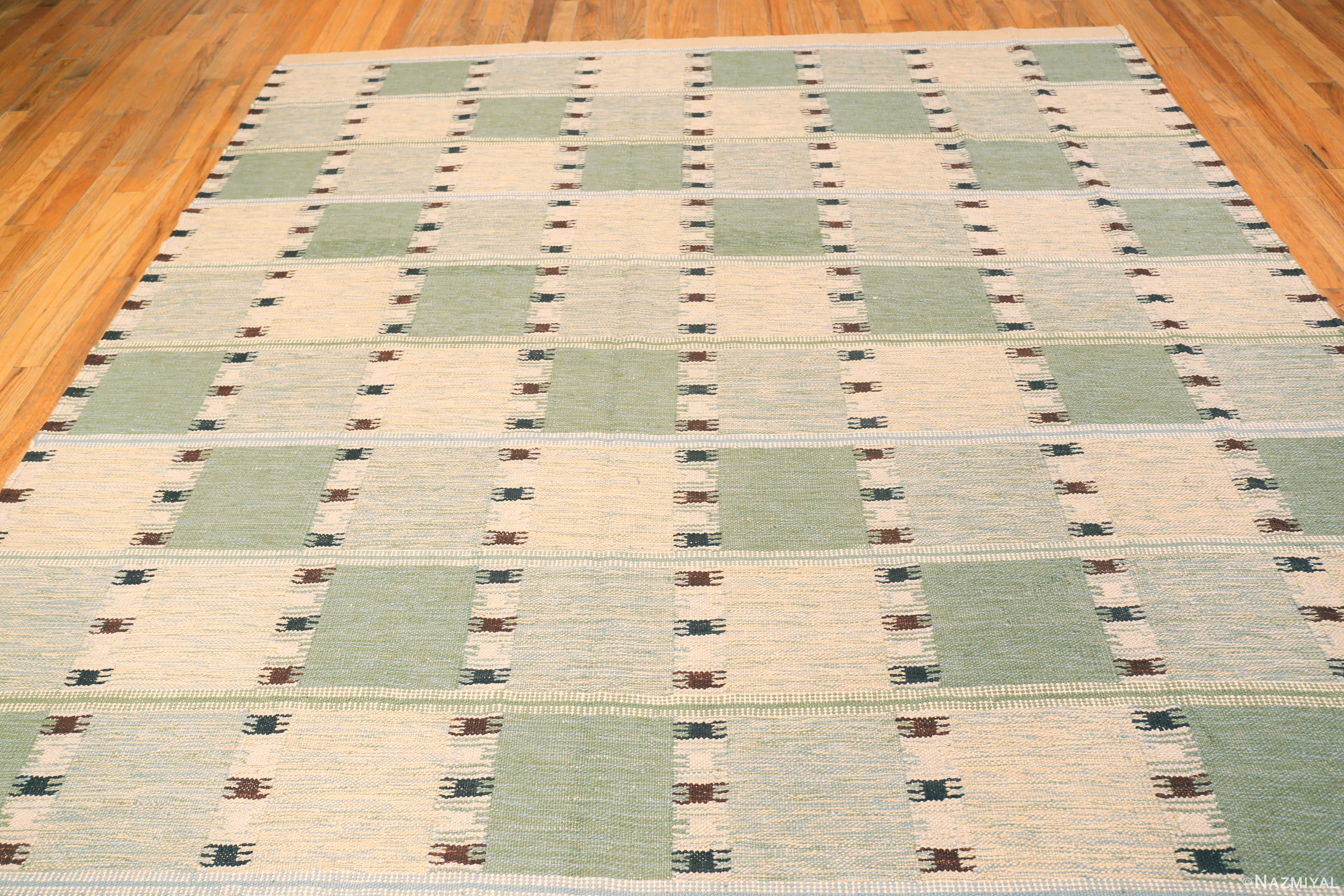 Top of Modern Swedish Style Kilim Rug 74394 by Nazmiyal Collection